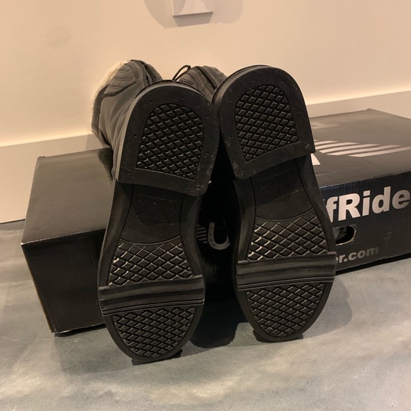 TUFFRIDER TUNDRA FLEECE LINED TALL BOOTS - Picture 3 of 4